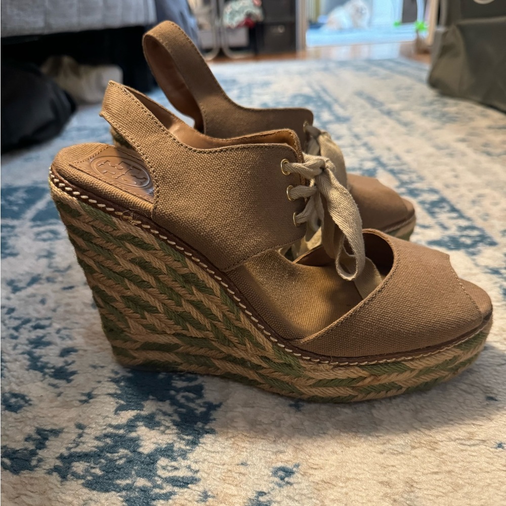 Tory Burch Wedge Eapadrilles